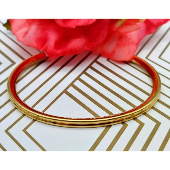 Gold Tone Signed Cuff Bracelet Well Made Engraved Follow Your Heart - Picture 10 of 12